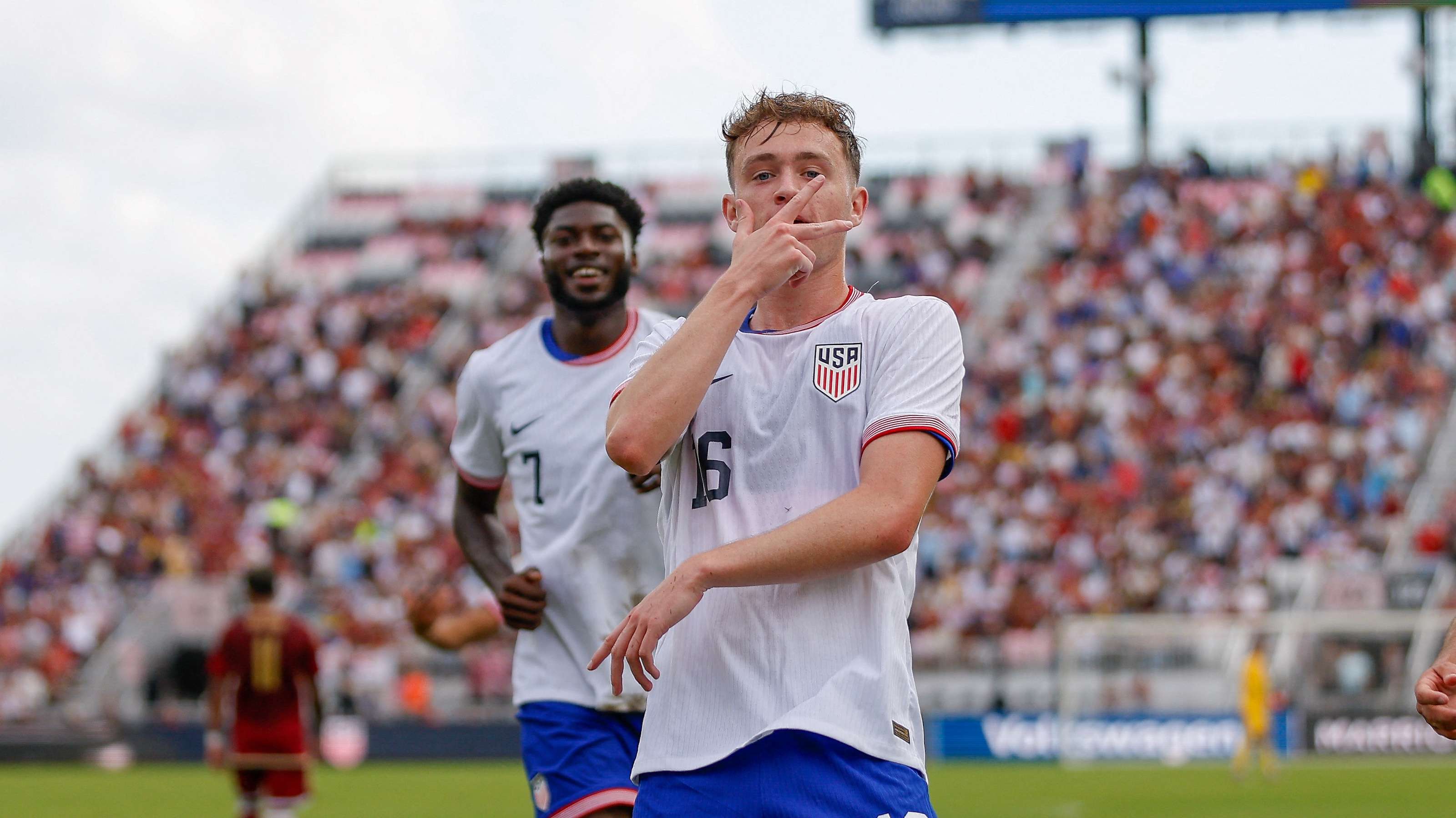 坎通纳和小 坎通纳和小